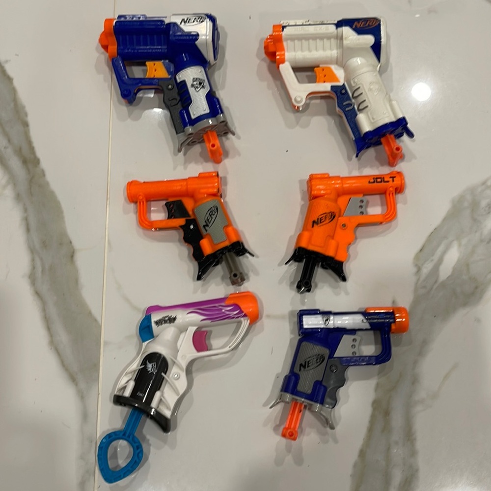 6 NERF Hand Pistol - Used